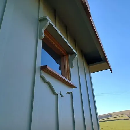 The Hideaway Shepherd's Hut, Alston, Cumbria * Carlisle (Cumbria)