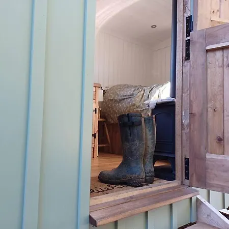 The Hideaway Shepherd's Hut, Alston, Cumbria