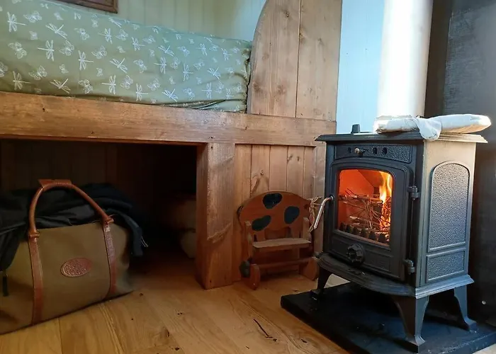 The Hideaway Shepherd's Hut, Alston, Cumbria *