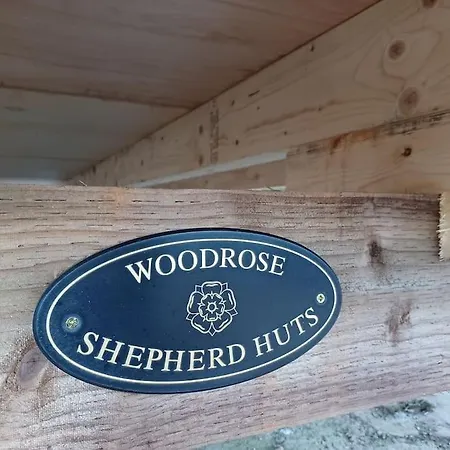 The Hideaway Shepherd's Hut, Alston, Cumbria * Carlisle (Cumbria)